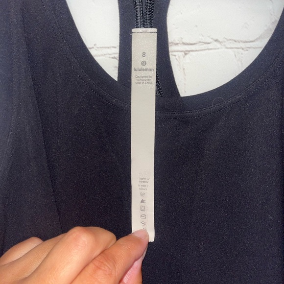 ✨Lululemon Racerback Tank Top Athletic Workout Yoga Gym Sleeveless Black - Picture 2 of 4